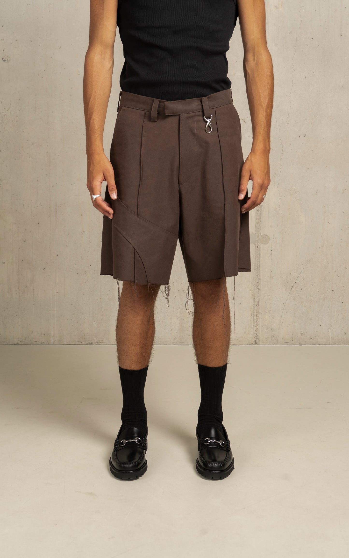 Overlapping pantalon short